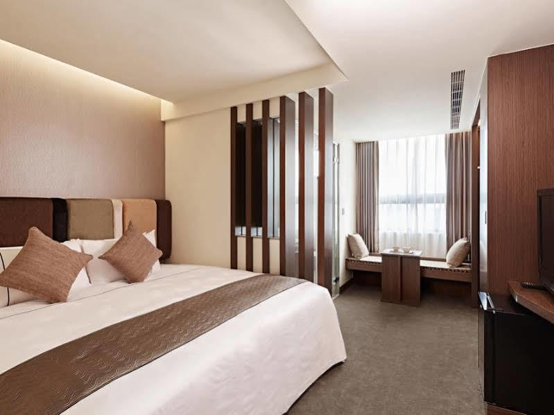 Hotel Sukimi Tainan Luaran gambar